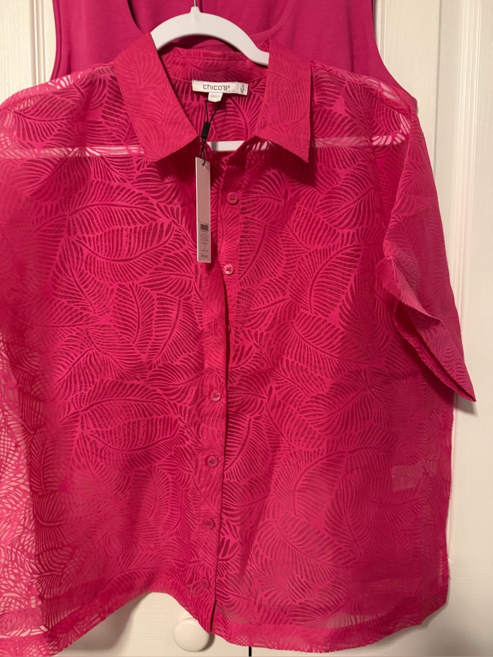 Chico's Bright Fuchsia Leaf-Jacquard Button Front Shirt